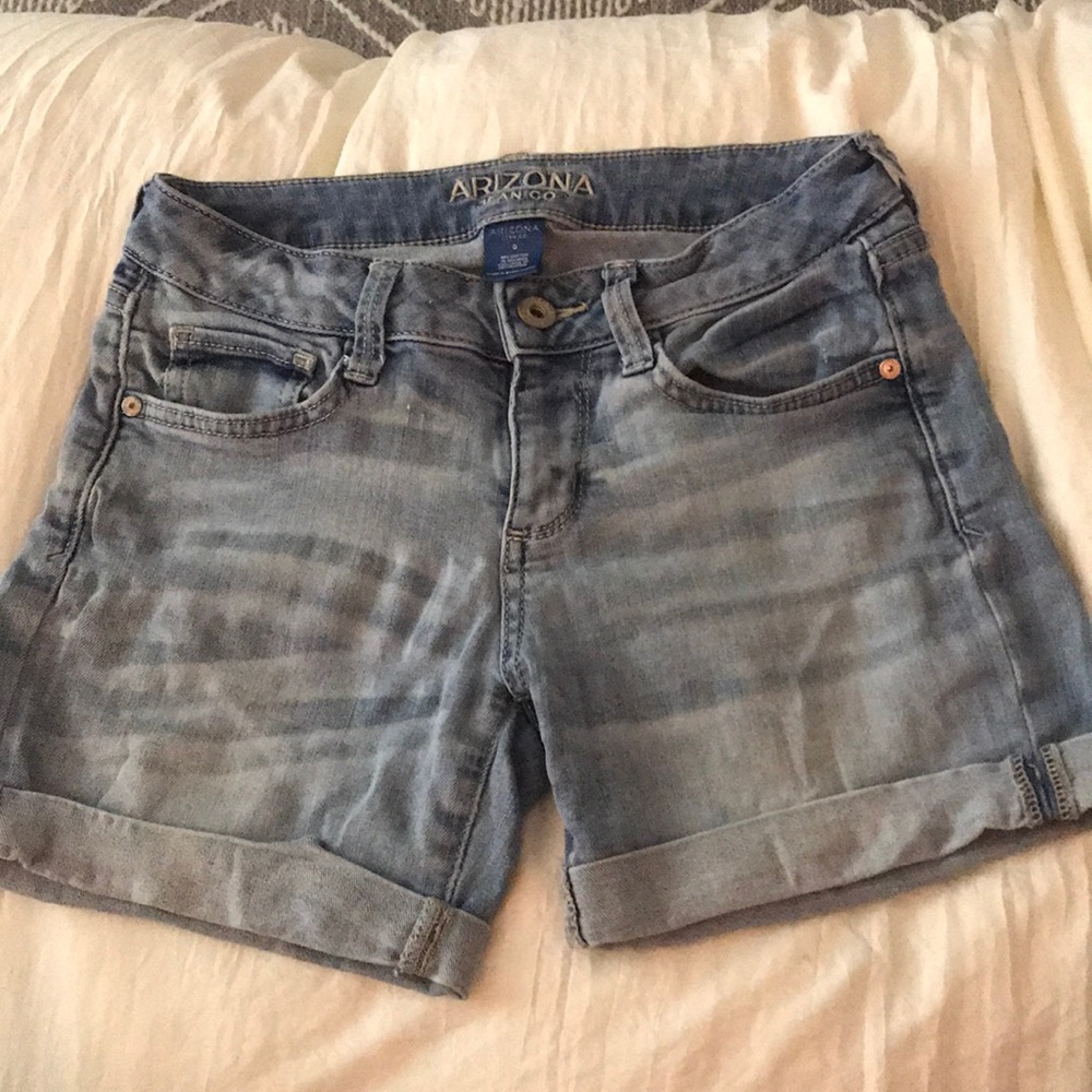 Arizona Jean shorts SIZE 0